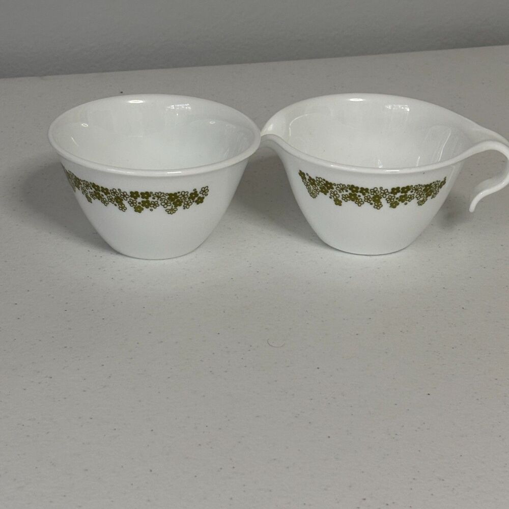 Vintage Corelle Spring Blossom Green Crazy Daisy Creamer Sugar Bowl Set